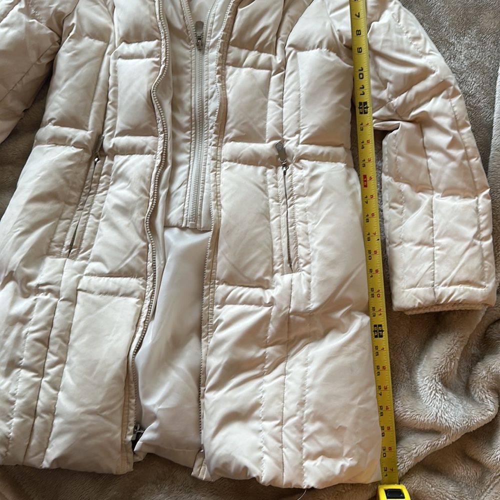 Vince Camuto Quilted Hooded Puffer Coat - Picture 5 of 5